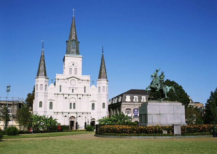 赴加读中学优势详解 赴加读中学优势详解